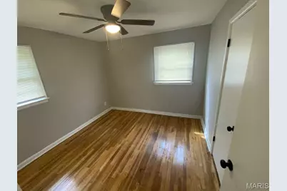104 Fenwick Drive, Ferguson, MO 63135 - Photo 8