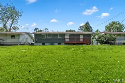 104 Fenwick Drive, Ferguson, MO 63135 - Photo 2