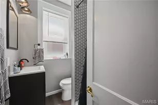 5244 Neosho St, Saint Louis, MO 63109 - Photo 14
