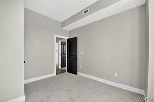5843 Enright Ave, Saint Louis, MO 63112 - Photo 36