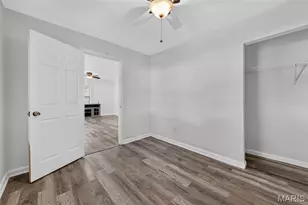 546 Chestnut St, Hawk Point, MO 63349 - Photo 16