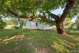 546 Chestnut St, Hawk Point, MO 63349 - Photo 40