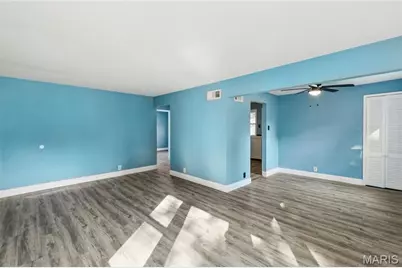 8021 Titus Road, Hanley Hills, MO 63114 - Photo 6