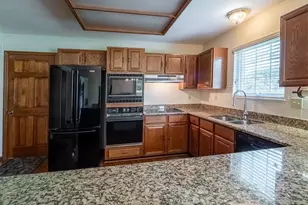 11 Dax Ct, Bridgeton, MO 63044 - Photo 8