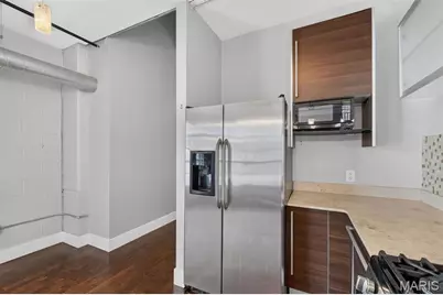 4100 Forest Park Avenue #525, Saint Louis, MO 63108 - Photo 14