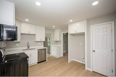 7706 Genesta Street, Affton, MO 63123 - Photo 8