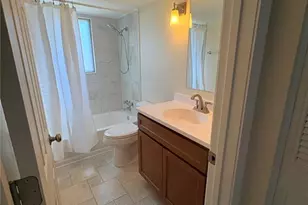 1812 Gascony Parc Dr, Lake Saint Louis, MO 63367 - Photo 6