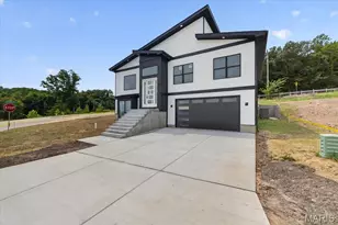 986 Hydeaway Ct, Fenton, MO 63026 - Photo 1