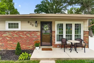 628 Sessions Avenue, Saint Louis, MO 63126 - Photo 2