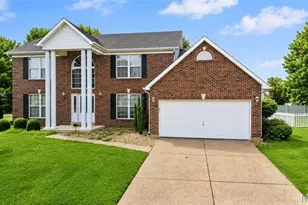 305 Highgrove Pl Dr, O'Fallon, MO 63366 - Photo 1