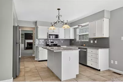 305 Highgrove Place Drive, O'Fallon, MO 63366 - Photo 22