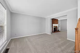 305 Highgrove Pl Dr, O'Fallon, MO 63366 - Photo 8
