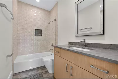 2217 Croydon Walk, Crystal Lake Park, MO 63131 - Photo 20