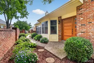 2217 Croydon Walk, Crystal Lake Park, MO 63131 - Photo 1