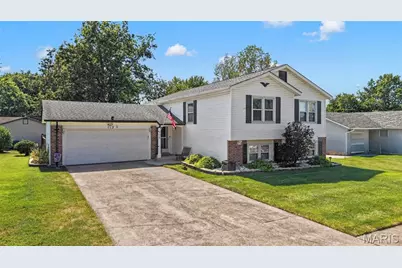 113 Barkwood Trails Drive, Saint Peters, MO 63376 - Photo 1
