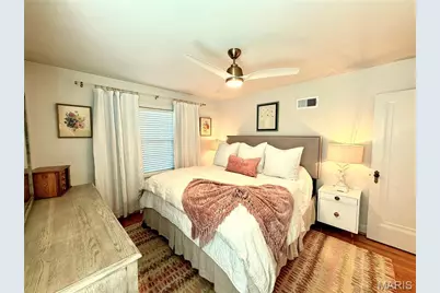 22 Stratford Lane, Brentwood, MO 63144 - Photo 12