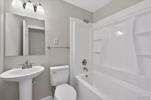 309 Spring Meadows Dr, Manchester, MO 63011 - Photo 16