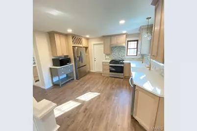 939 Rayburn Avenue, Crestwood, MO 63126 - Photo 12