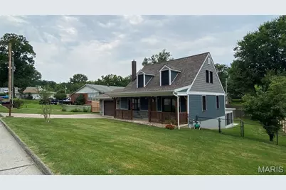 939 Rayburn Avenue, Crestwood, MO 63126 - Photo 2