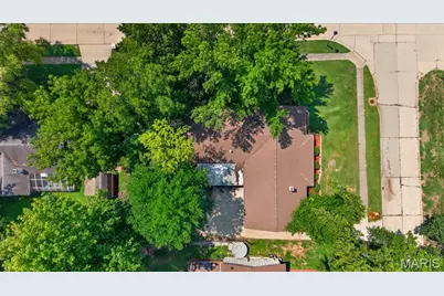 3608 Whispering Woods Drive, Florissant, MO 63031 - Photo 38