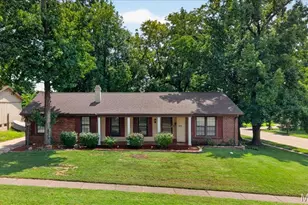 3608 Whispering Woods Dr, Florissant, MO 63031 - Photo 1