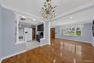 4720 Collins Ct, Saint Louis, MO 63116 - Photo 10