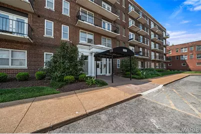 5630 Pershing Avenue #27, Saint Louis, MO 63112 - Photo 2