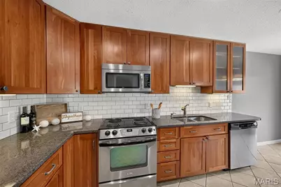 13720 Mason Green Court, Ballwin, MO 63011 - Photo 18