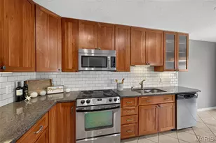 13720 Mason Green Ct, Ballwin, MO 63011 - Photo 18