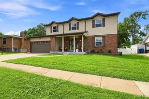 738 Peal Dr, Saint Louis, MO 63125 - Photo 1