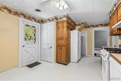 418 W College Street, Farmington, MO 63640 - Photo 24