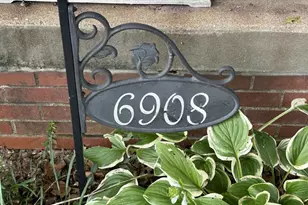 6908 Ira Ave, Saint Louis, MO 63121 - Photo 2