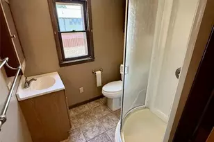 219 N Main Cross St, Bowling Green, MO 63334 - Photo 10