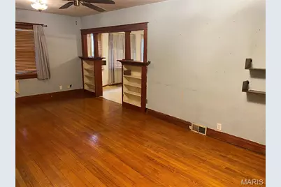 3301 Saint Marys Avenue, Hannibal, MO 63401 - Photo 2