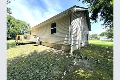 108 N 18th Street, Bowling Green, MO 63334 - Photo 4