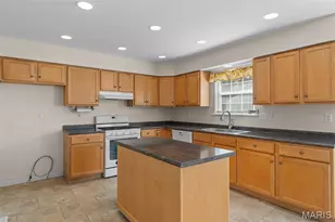 4944 Walnut Grove Dr, Villa Ridge, MO 63089 - Photo 14