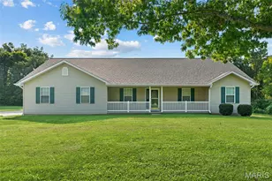 4944 Walnut Grove Dr, Villa Ridge, MO 63089 - Photo 2