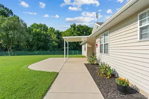 4944 Walnut Grove Dr, Villa Ridge, MO 63089 - Photo 56