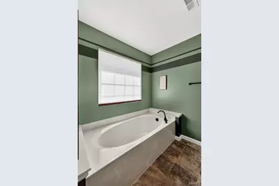 3404 Charlestowne Crossing Drive, Saint Charles, MO 63301 - Photo 18