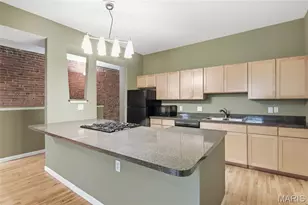 4036 Laclede Ave, Saint Louis, MO 63108 - Photo 8
