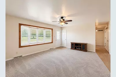 320 N 11th St, De Soto, MO 63020 - Photo 10
