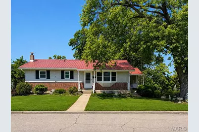 320 N 11th St, De Soto, MO 63020 - Photo 1