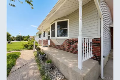 320 N 11th St, De Soto, MO 63020 - Photo 4