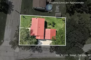 320 N 11th St, De Soto, MO 63020 - Photo 6