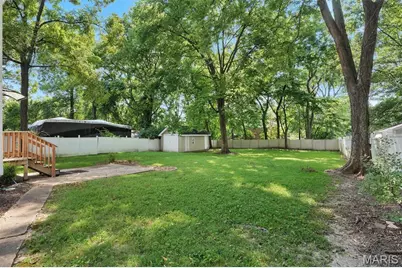 419 S Van Buren Avenue, Kirkwood, MO 63122 - Photo 28
