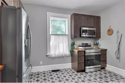 419 S Van Buren Avenue, Kirkwood, MO 63122 - Photo 12