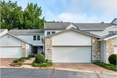 16463 Cobbleskille Drive, Chesterfield, MO 63017 - Photo 1