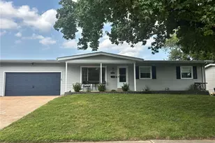 455 Humes Ln, Florissant, MO 63031 - Photo 2