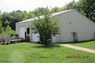 19707 Hwy Uu, Louisiana, MO 63353 - Photo 6