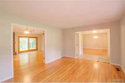 395 Statesman Court, Chesterfield, MO 63017 - Photo 10